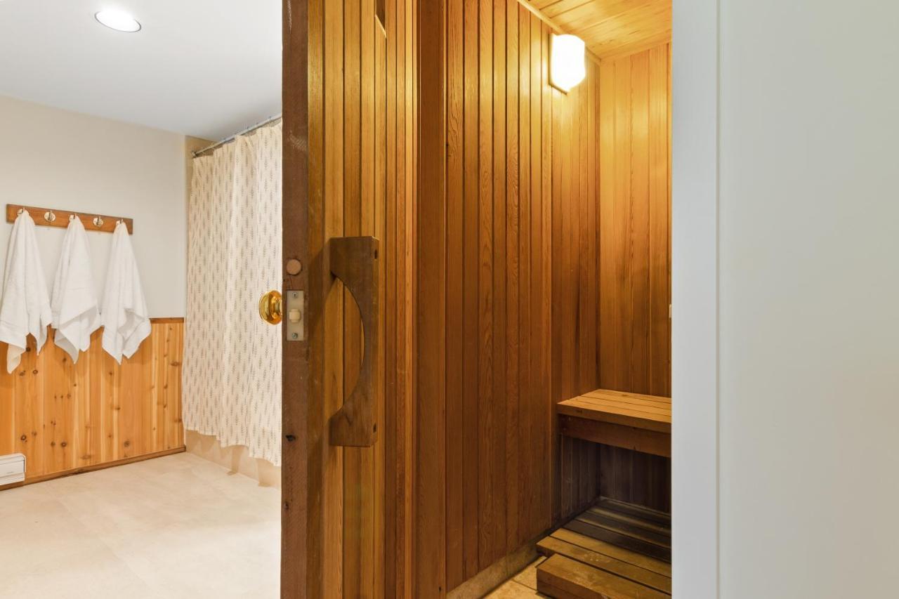 Lovely 3 Bedroom Wintergreen Retreat W Sauna บลูเมาเทนส์ ภายนอก รูปภาพ