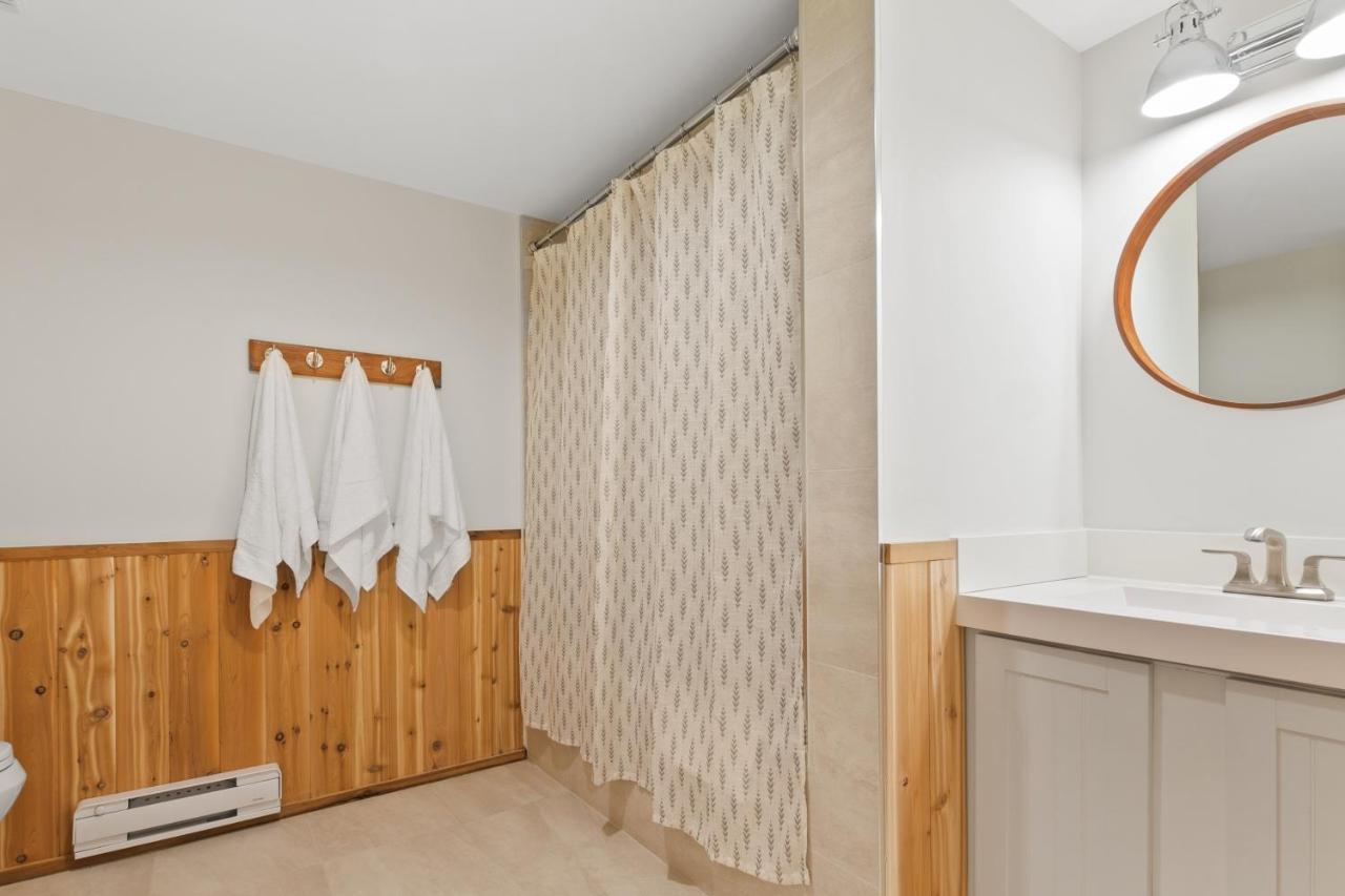 Lovely 3 Bedroom Wintergreen Retreat W Sauna บลูเมาเทนส์ ภายนอก รูปภาพ