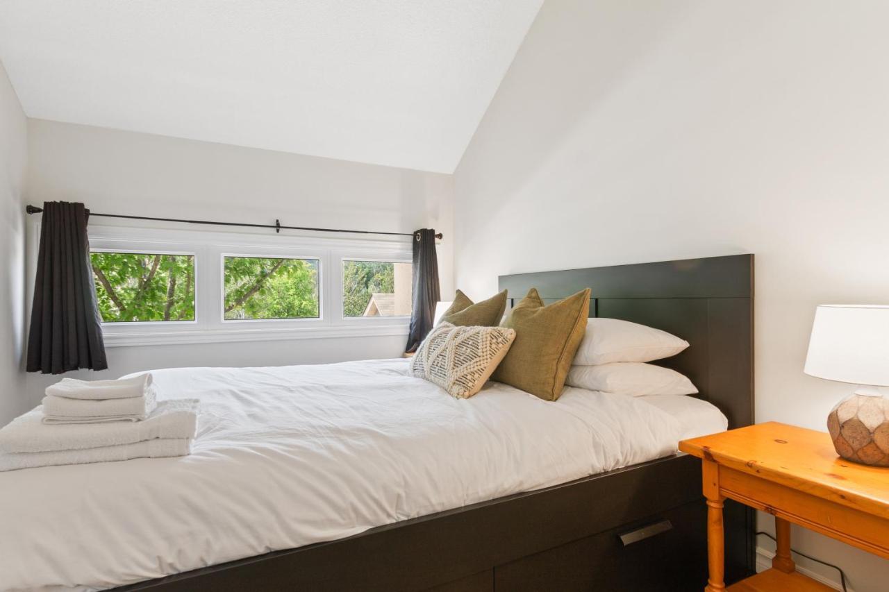 Lovely 3 Bedroom Wintergreen Retreat W Sauna บลูเมาเทนส์ ภายนอก รูปภาพ